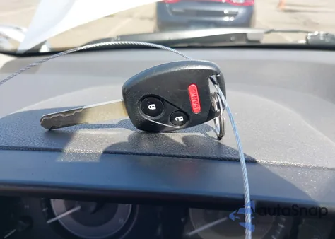 2013 Honda Odyssey Lx z USA, uszkodzony, nr VIN 5FNRL5H20DB062846